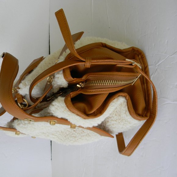 House of Want HOW We Are Dynamic Top Handle Satchel SHEARLING/TAN - Picture 4 of 8